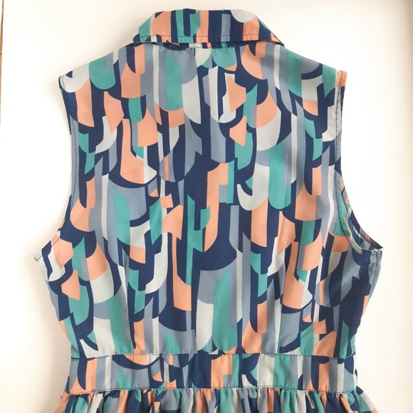 Collared high waist dress in abstract print S/P - Picture 4 of 11